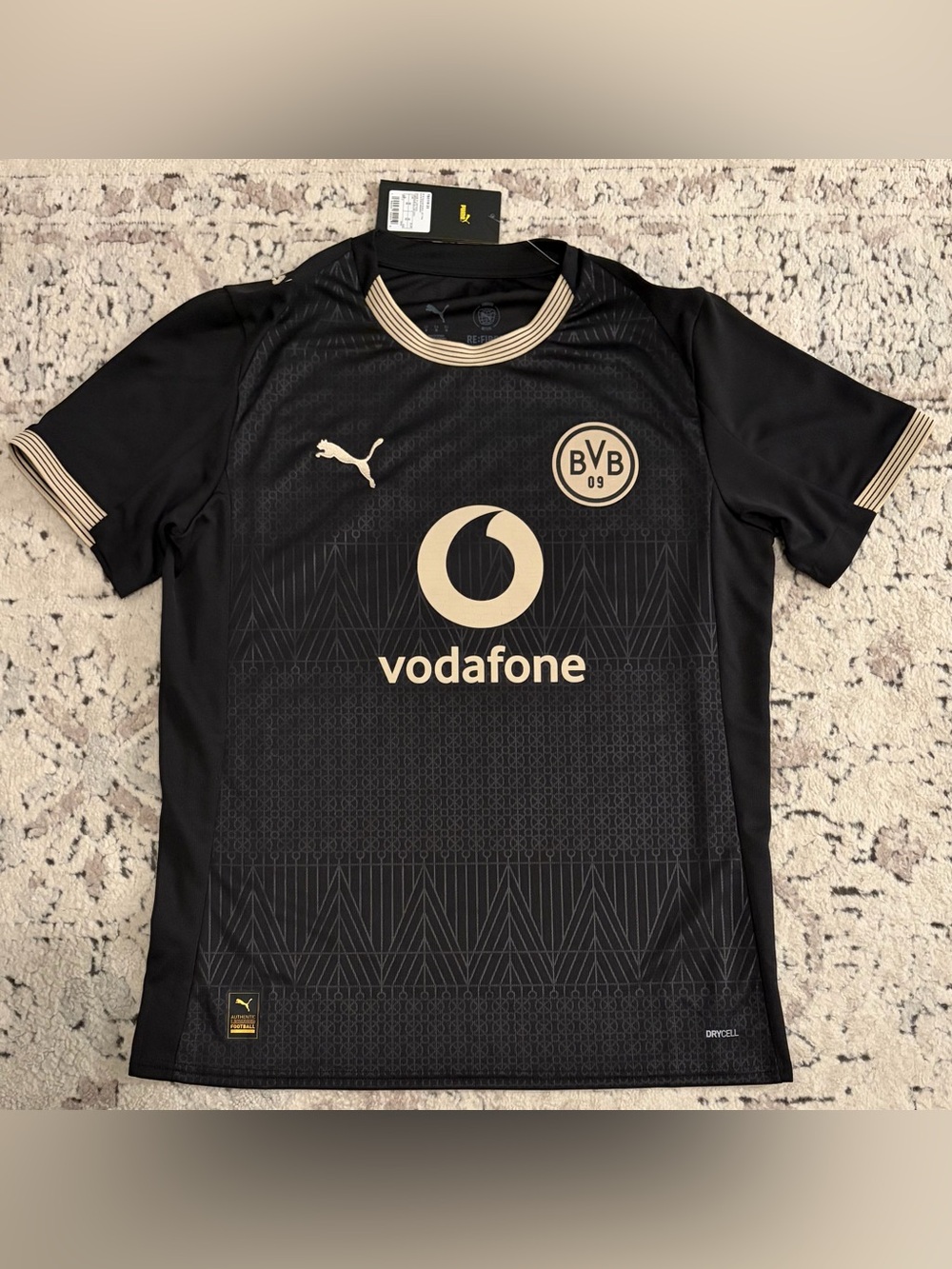 Puma Official 2025/26 BVB Borussia Dortmund Black Special Edition Jersey Men’s M